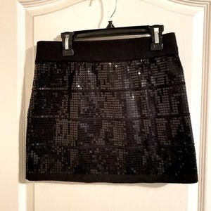 Black sequence mini skirt